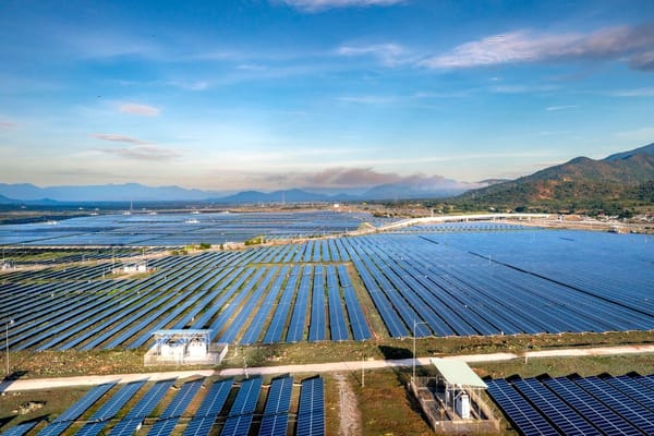 Southeast Asia's 49 GW Gas Pipeline Would Cost $45 Billion More Than Solar, Analysis Finds, as Turbine Gaps and LNG Prices Bite